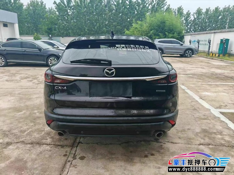 22年马自达CX-4轿车抵押车出售