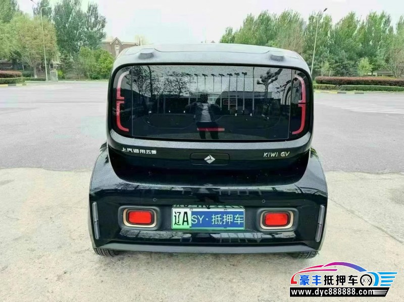 22年宝骏kiwi ev轿车抵押车出售