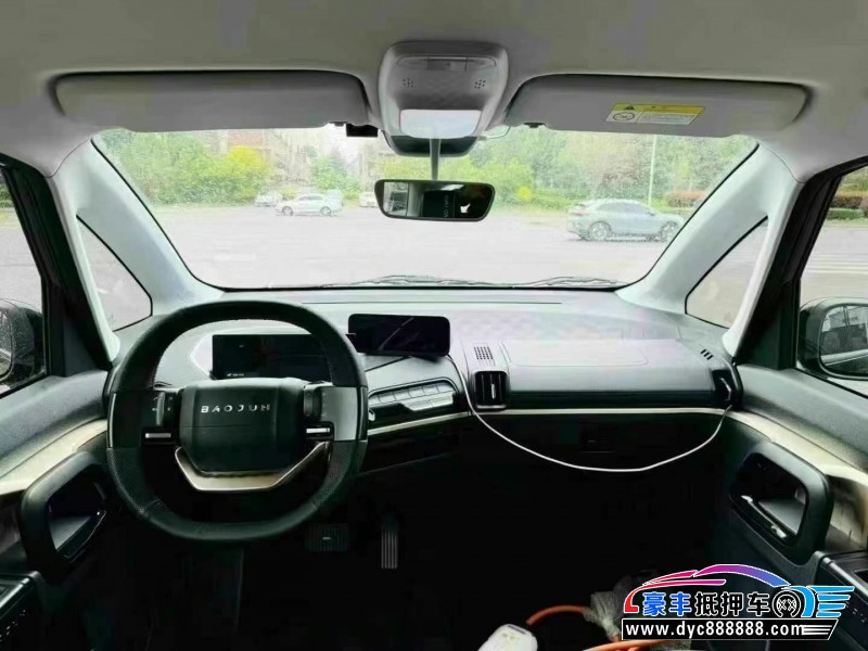 22年宝骏kiwi ev轿车抵押车出售