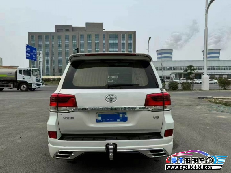 16年丰田兰德酷路泽（陆巡）轿车抵押车出售