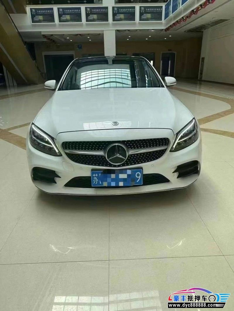 19年奔驰C轿车抵押车出售