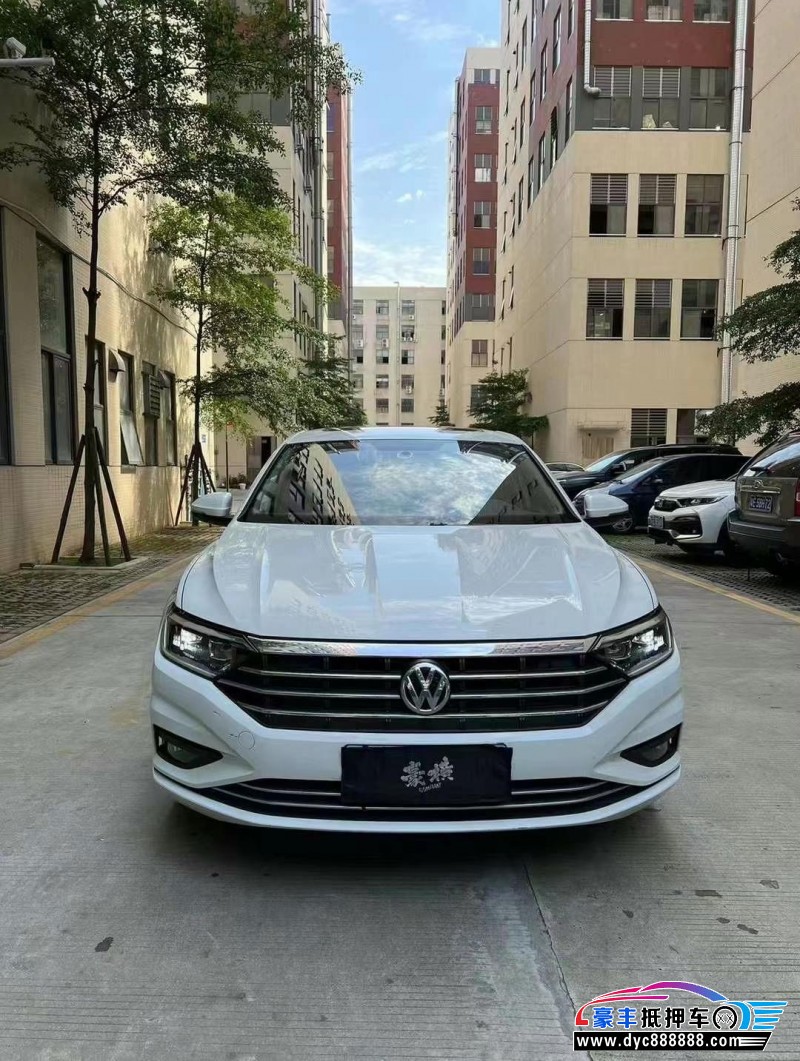 21年大众速腾轿车抵押车出售