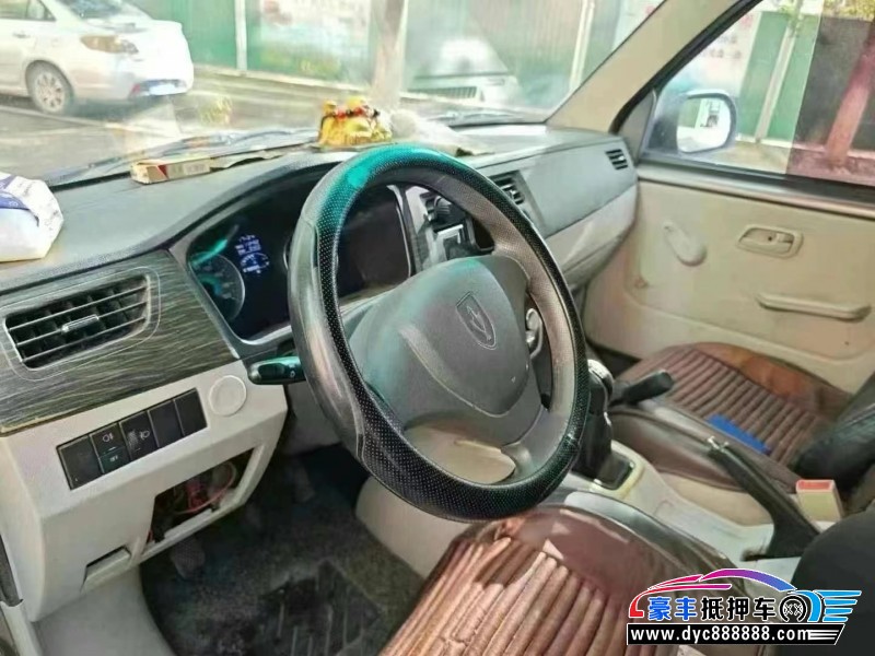 21年金杯海狮轿车抵押车出售