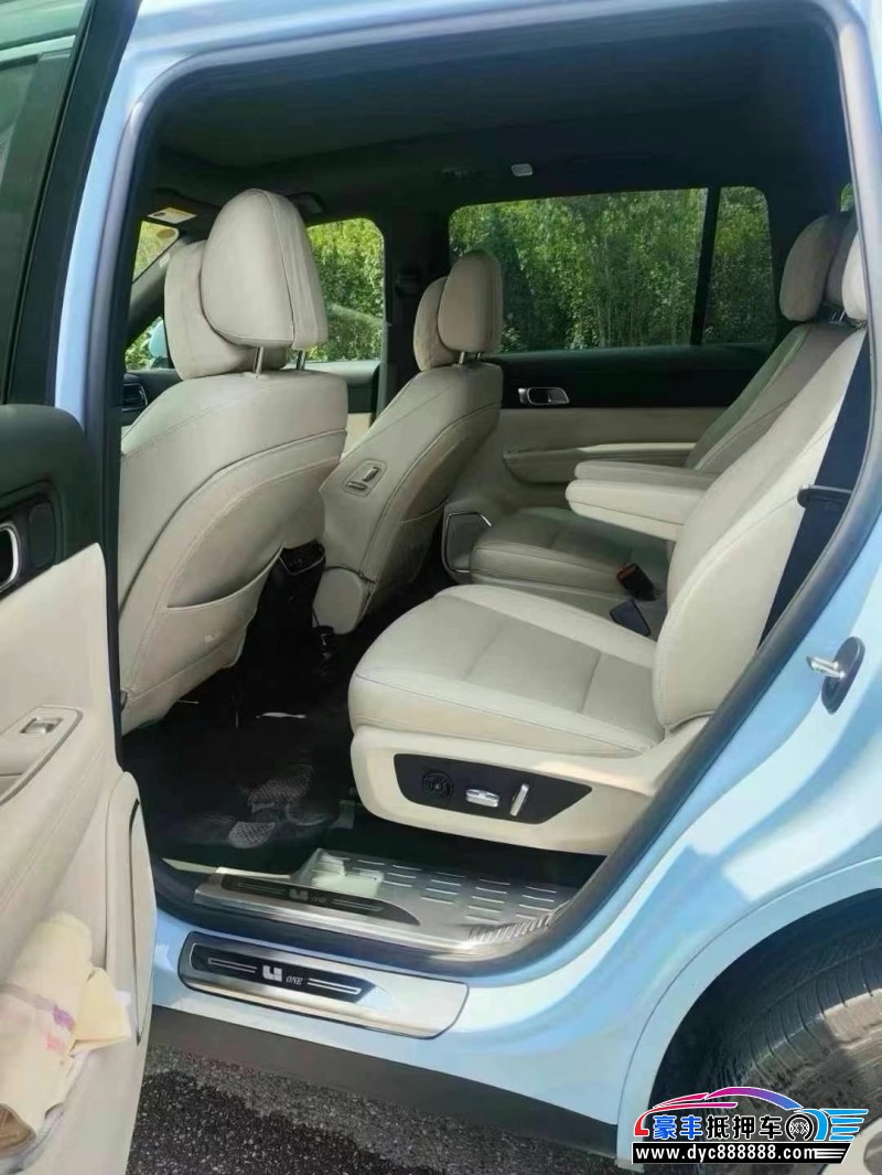 21年理想ONE轿车抵押车出售