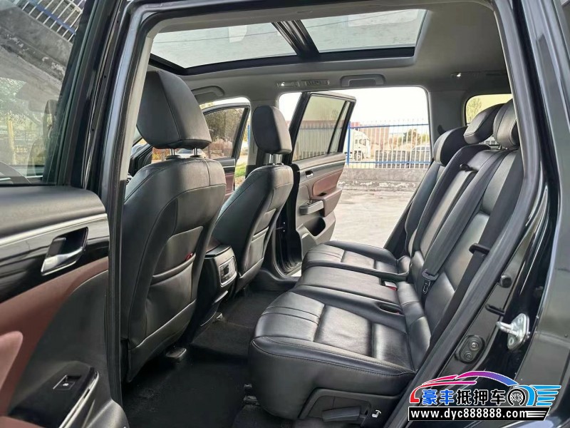 17年传祺GS8轿车抵押车出售