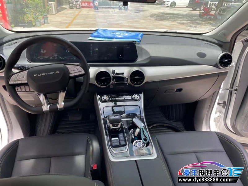 24年东风风行T5轿车抵押车出售