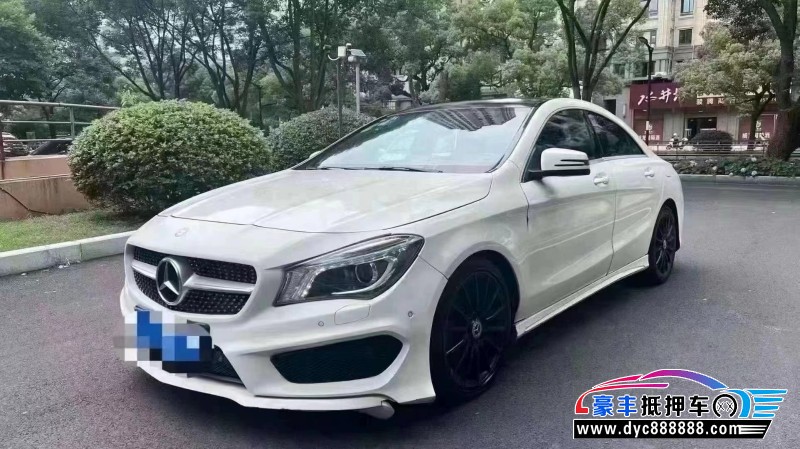 16年奔驰CLA轿车抵押车出售