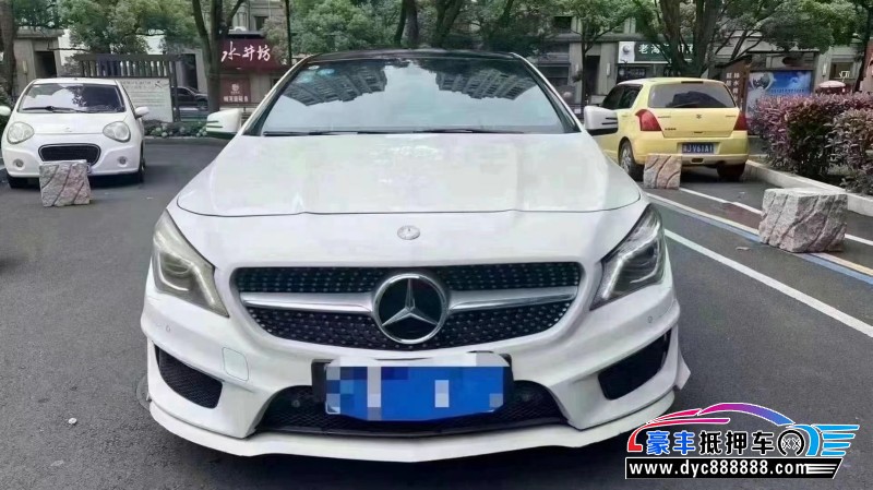 16年奔驰CLA轿车抵押车出售