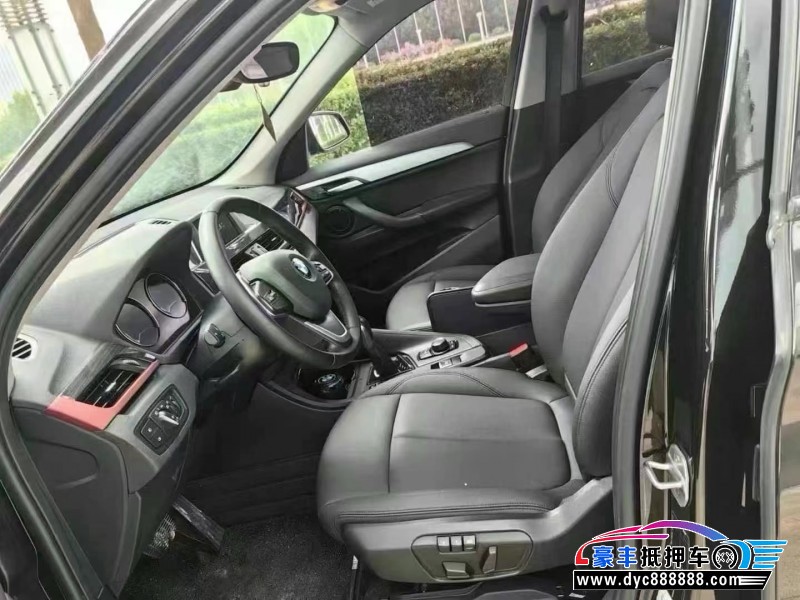 19年宝马X1轿车抵押车出售