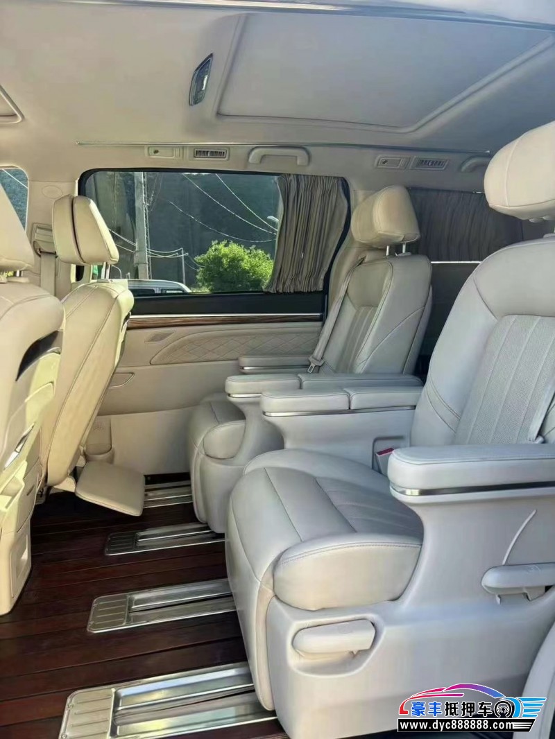 19年传祺GM8轿车抵押车出售