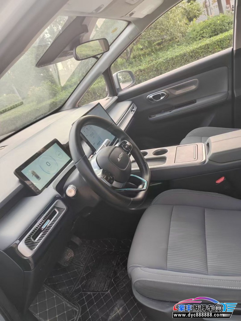 23年埃安Y70轿车抵押车出售