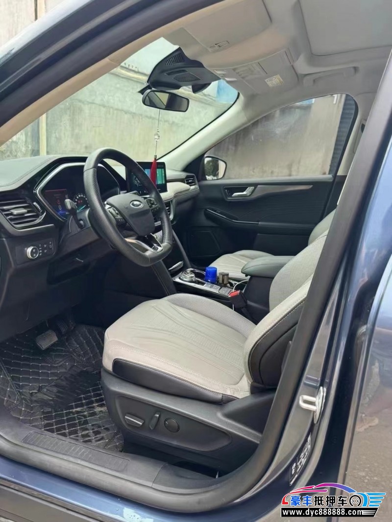 22年福特锐际轿车抵押车出售