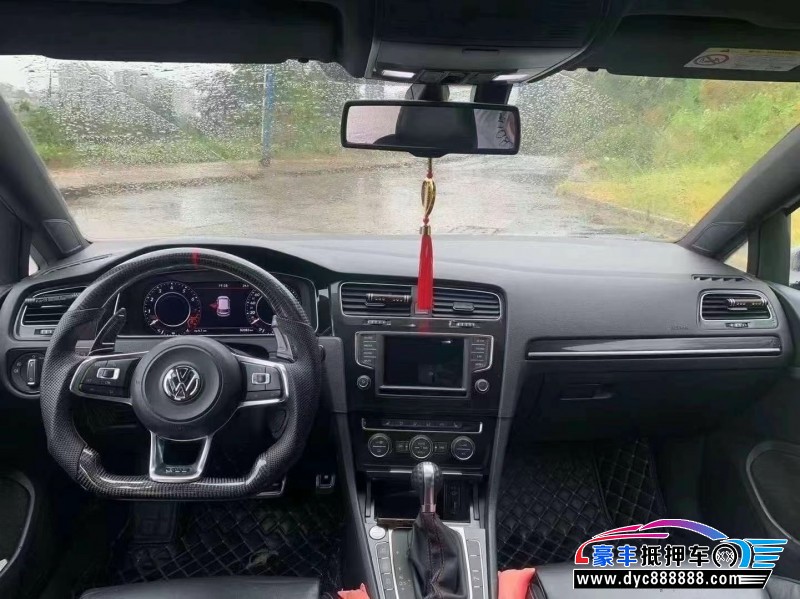 16年大众高尔夫轿车抵押车出售