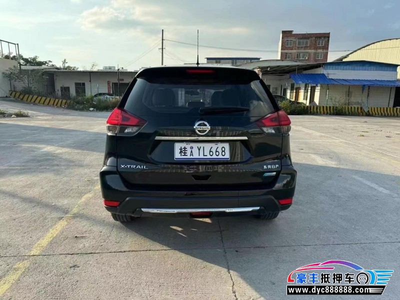 18年日产奇骏轿车抵押车出售