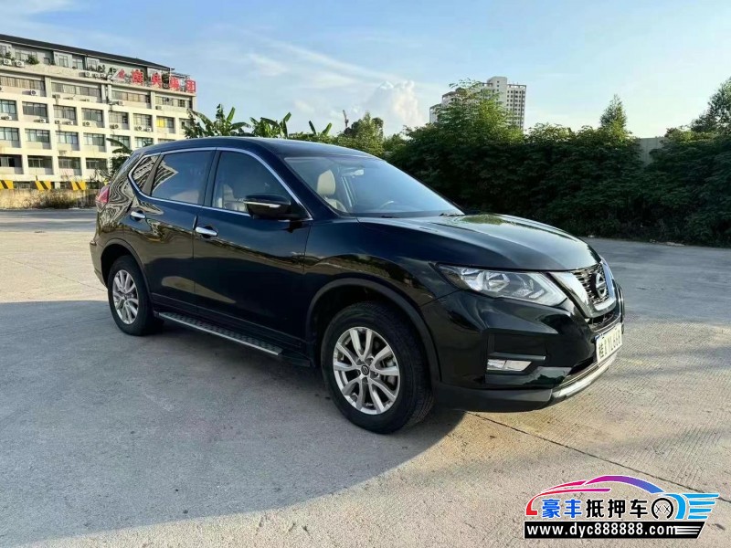 18年日产奇骏轿车抵押车出售