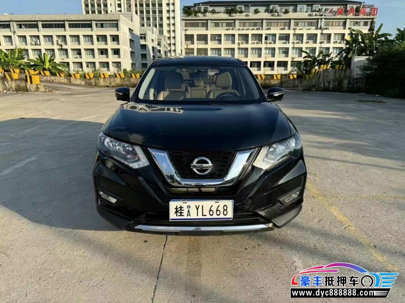 18年日产奇骏轿车抵押车出售