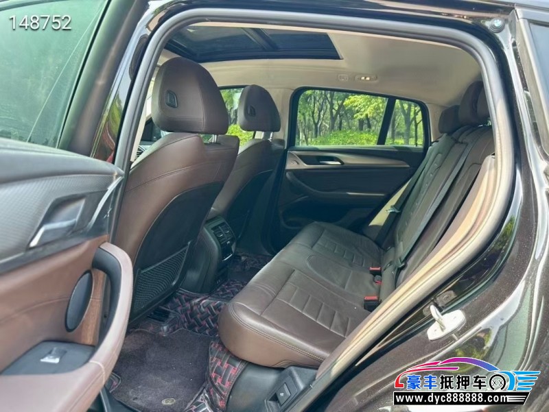 21年宝马X4轿车抵押车出售