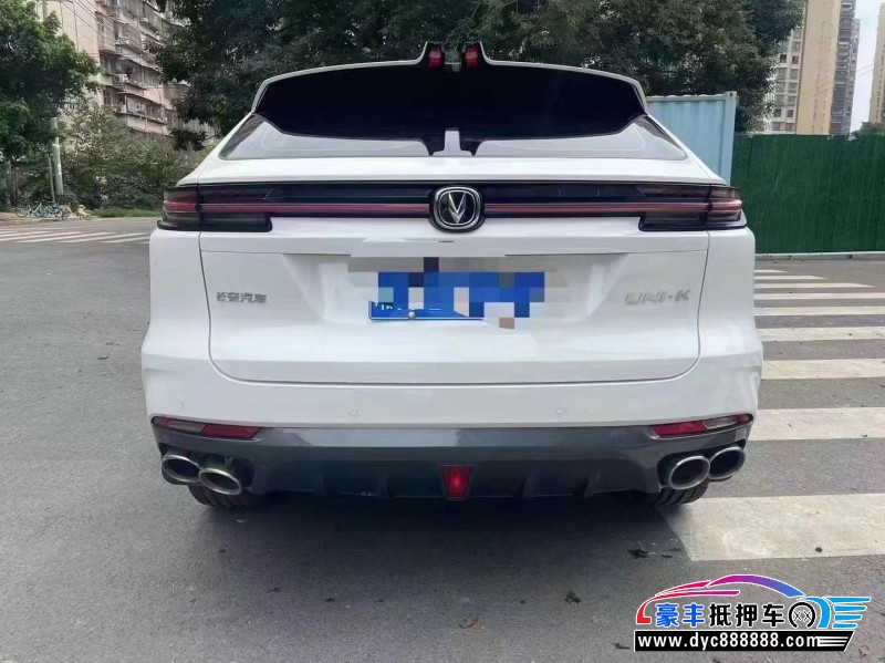 22年长安长安UNI轿车抵押车出售