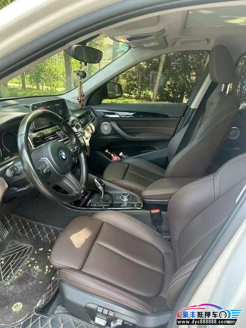 21年宝马X1轿车抵押车出售