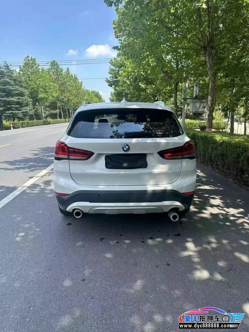 21年宝马X1轿车抵押车出售