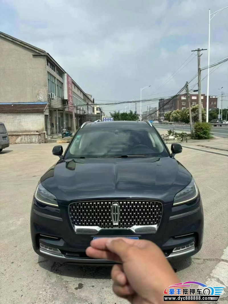 21年林肯飞行家轿车抵押车出售