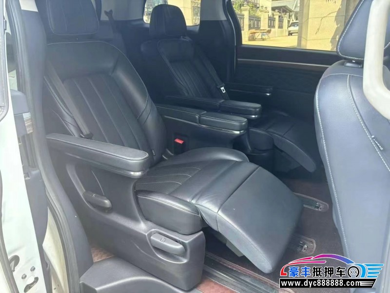 19年传祺GM8轿车抵押车出售