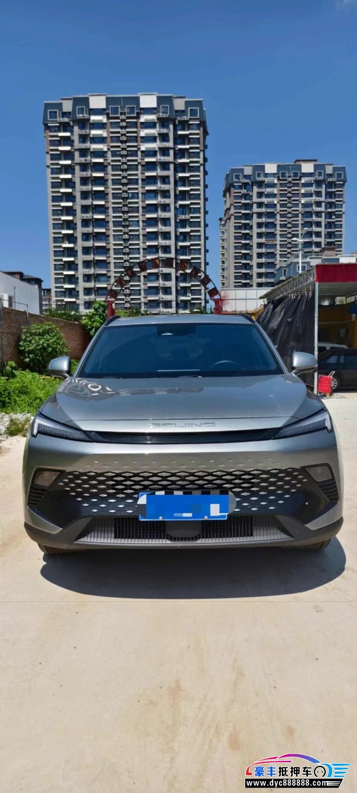 23年北汽制造魔方轿车抵押车出售