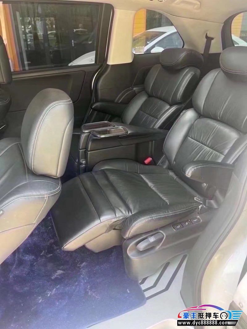 19年本田艾力绅轿车抵押车出售