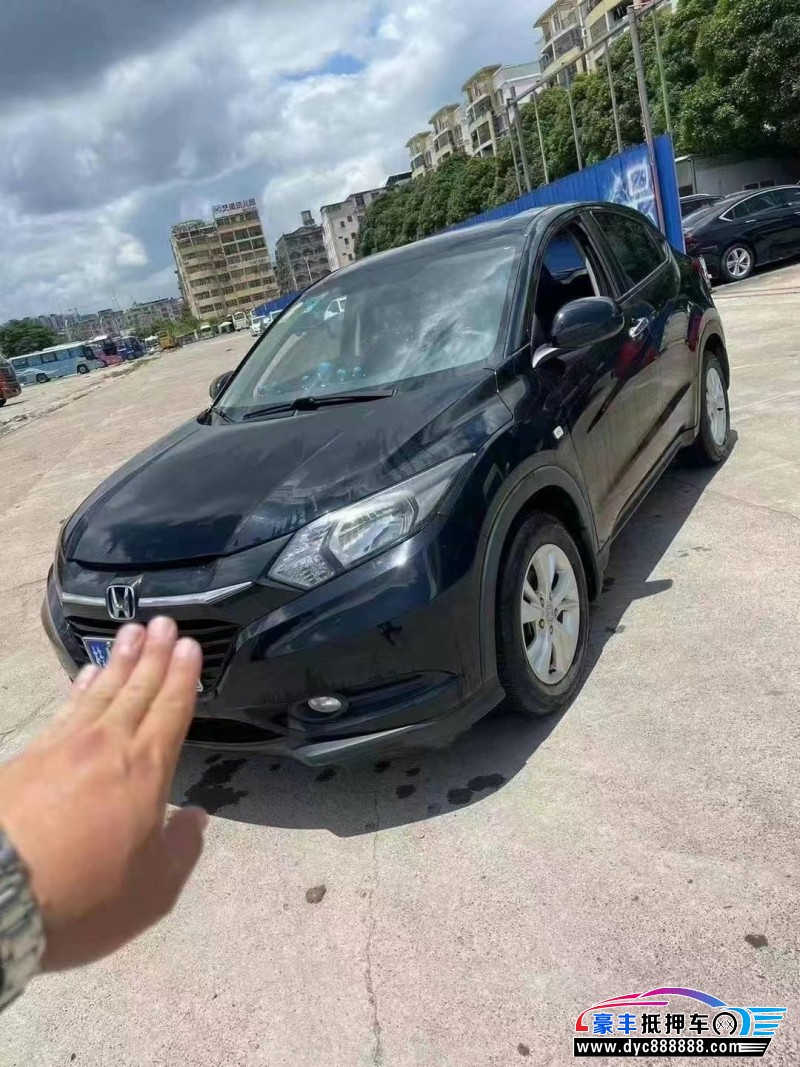 16年本田缤智轿车抵押车出售