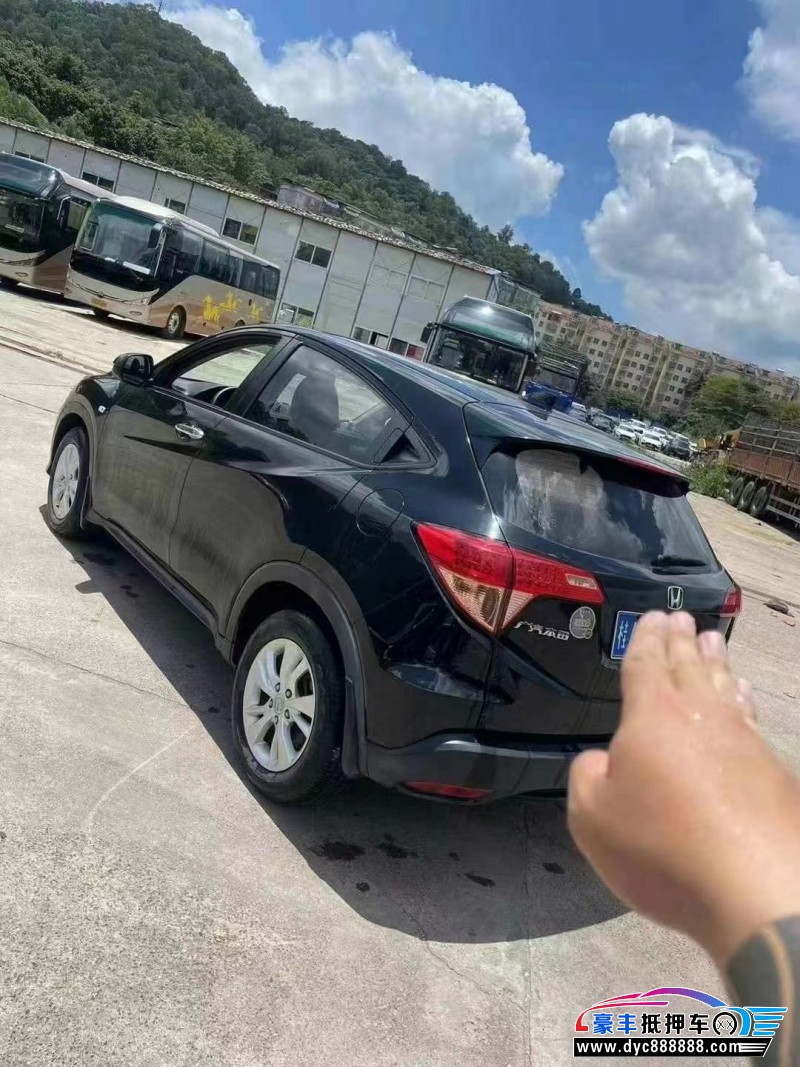 16年本田缤智轿车抵押车出售