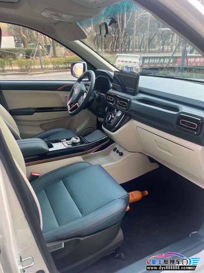 24年SWM斯威汽车大虎轿车抵押车出售