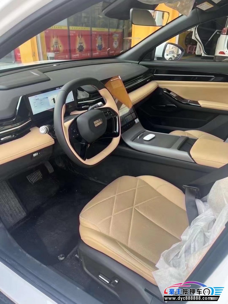 24年吉利银河L6轿车抵押车出售