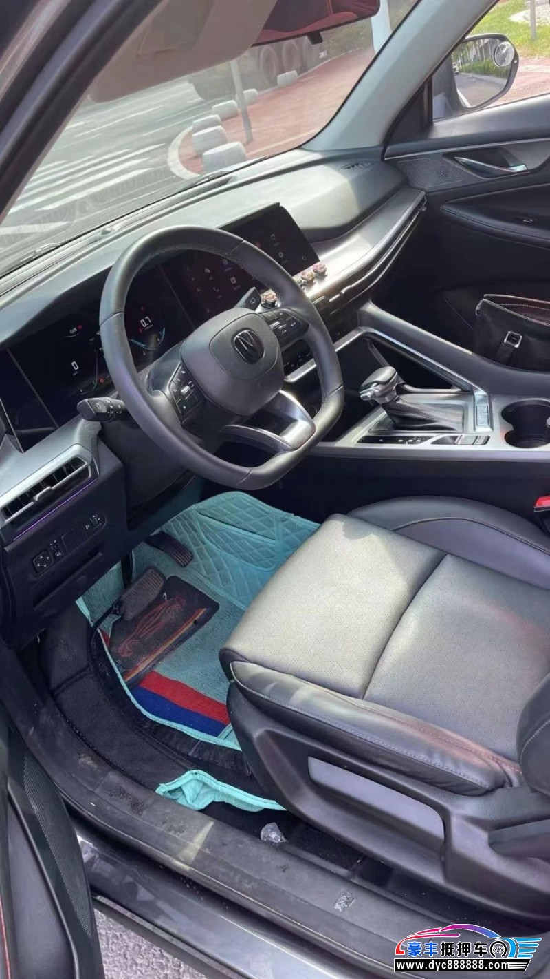 21年长安CS35轿车抵押车出售