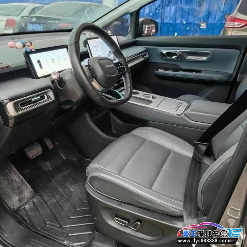 23年埃安Y70轿车抵押车出售