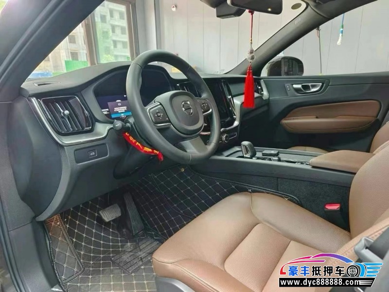 23年沃尔沃XC60轿车抵押车出售