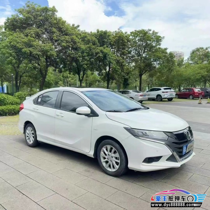 18年本田竞瑞轿车抵押车出售
