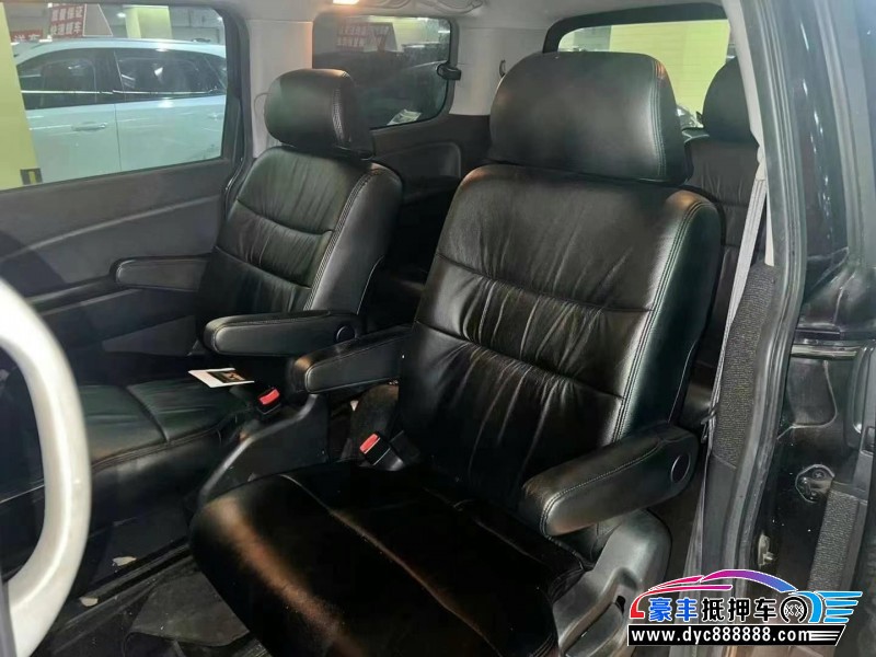 15年本田艾力绅轿车抵押车出售