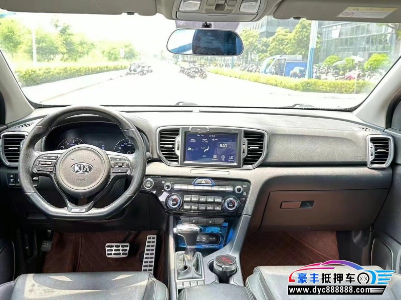 16年起亚KX5轿车抵押车出售