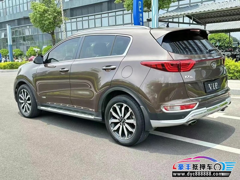 16年起亚KX5轿车抵押车出售