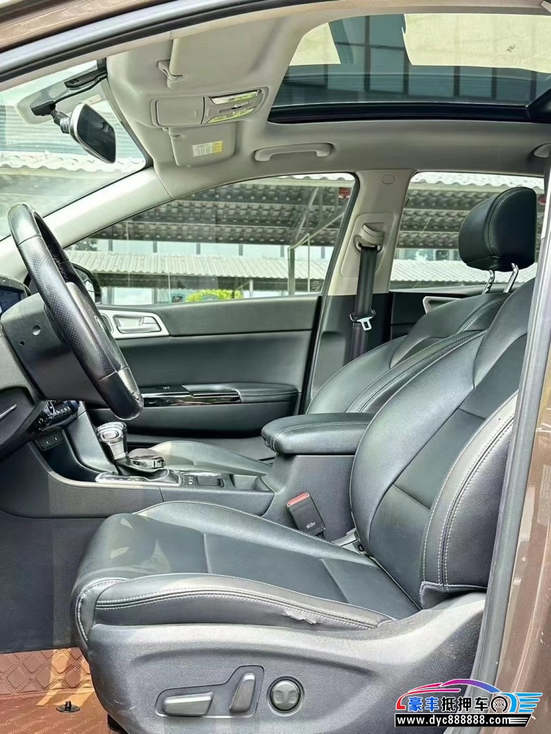 16年起亚KX5轿车抵押车出售