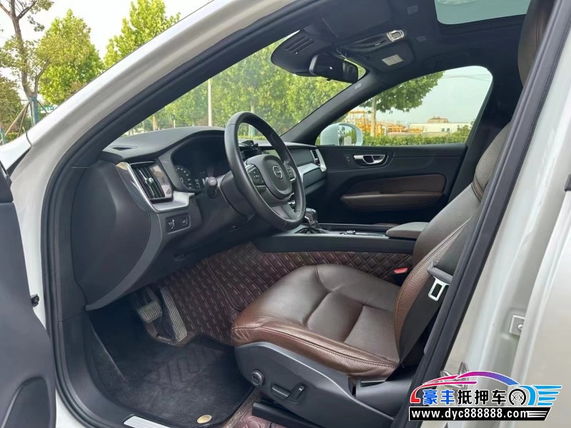 21年沃尔沃XC60轿车抵押车出售
