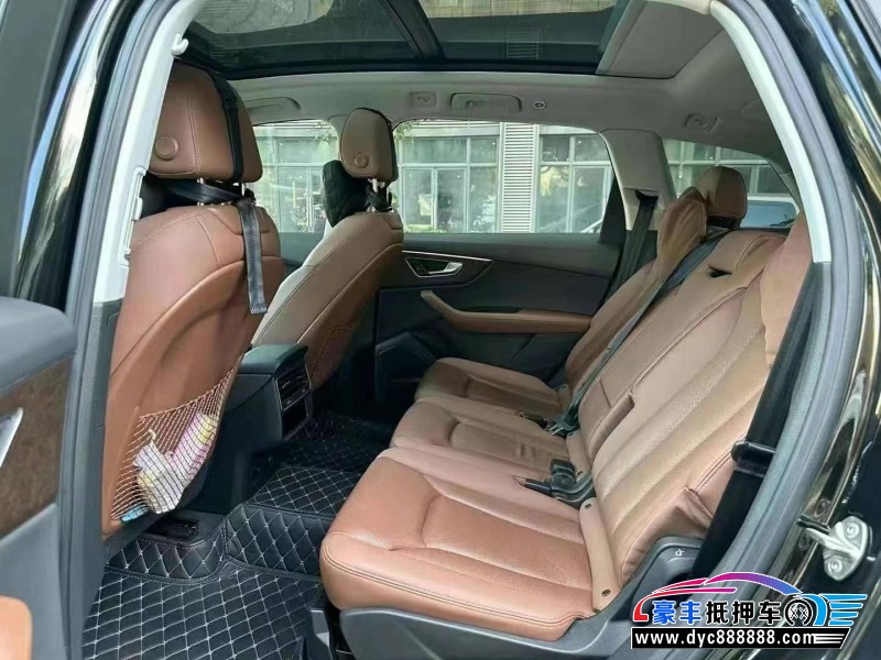 23年奥迪Q7轿车抵押车出售