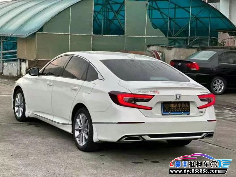 22年本田雅阁轿车抵押车出售