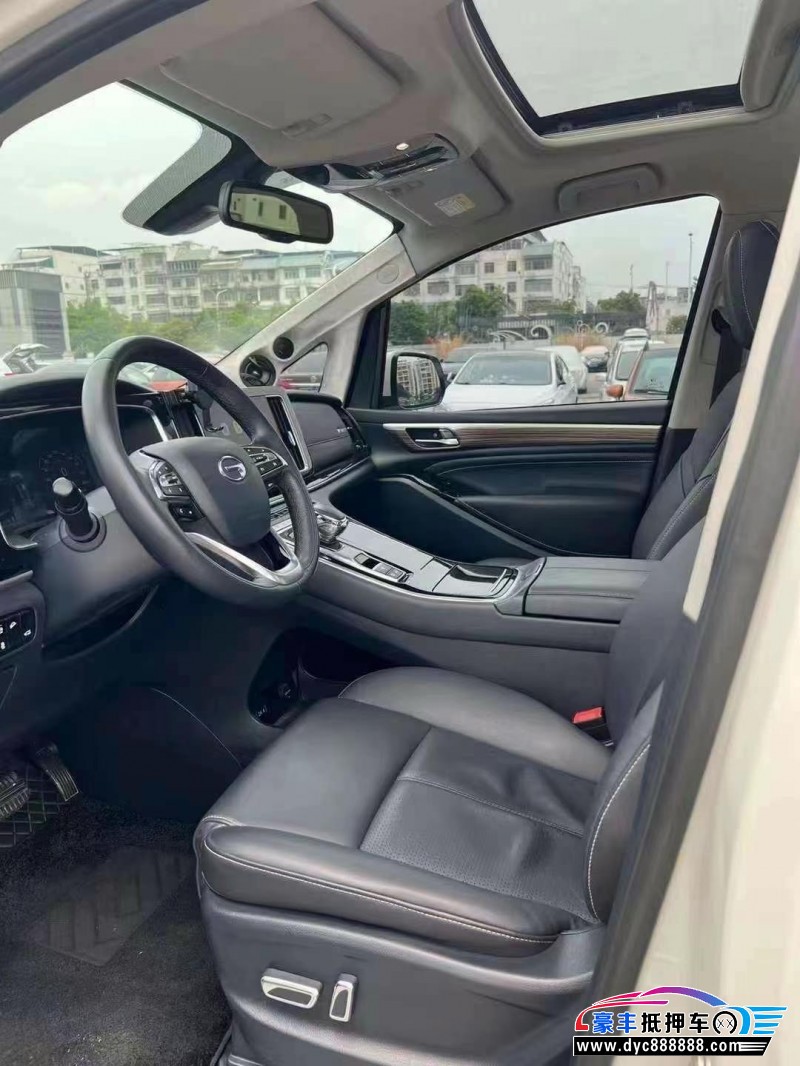 21年传祺M8轿车抵押车出售