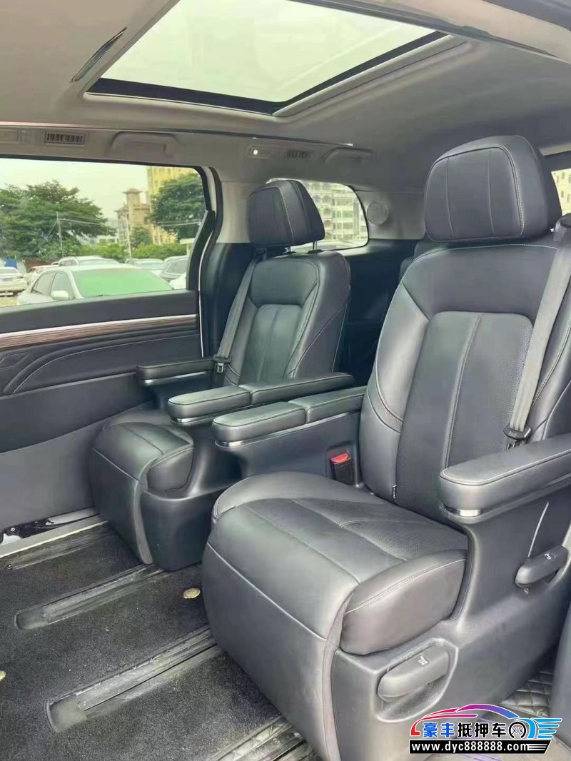 21年传祺M8轿车抵押车出售