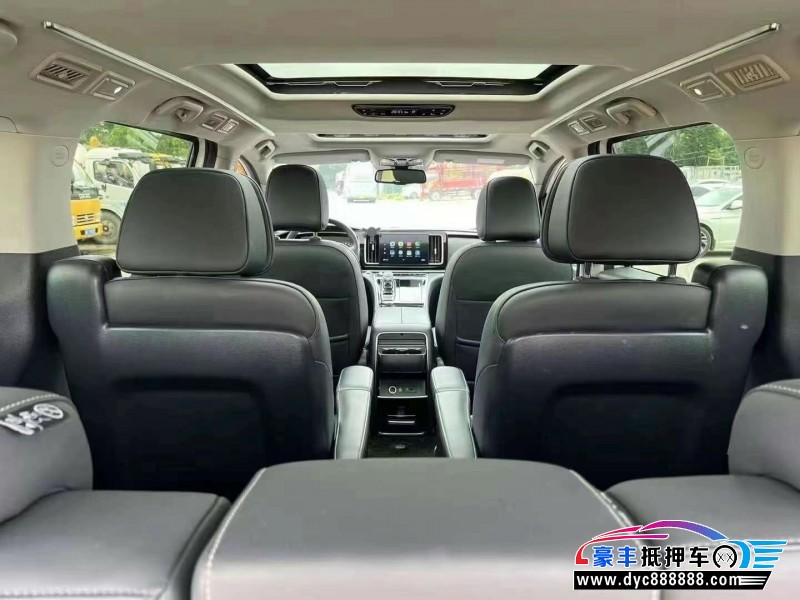 21年传祺M8轿车抵押车出售