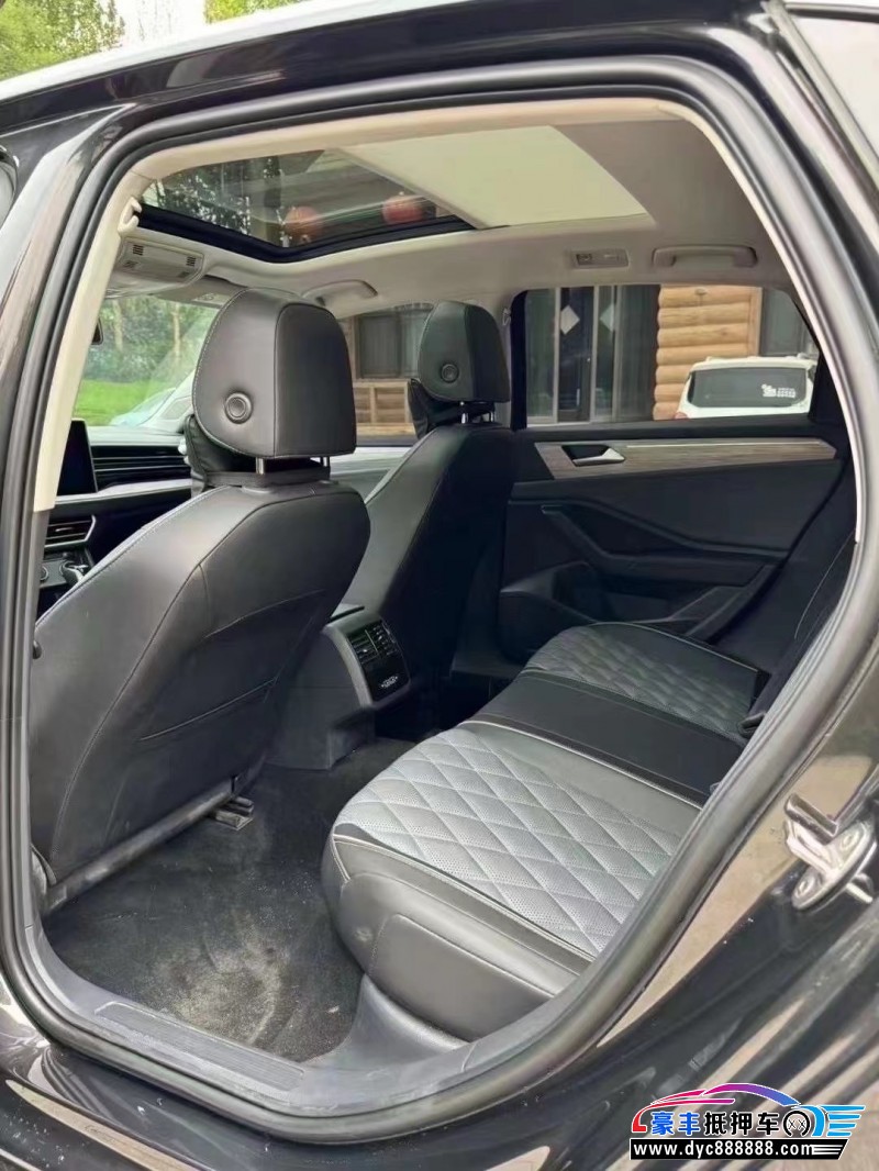 24年大众速腾轿车抵押车出售