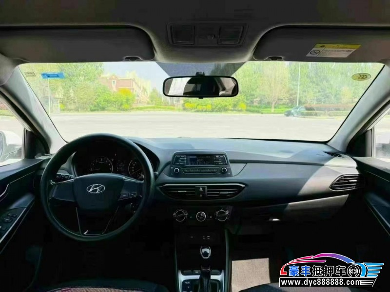 19年现代悦动轿车抵押车出售