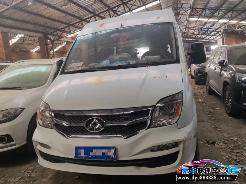 16年上汽大通V80轿车抵押车出售