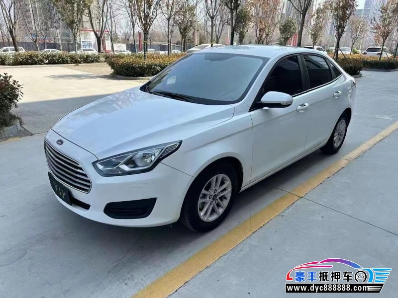 20年福特福睿斯轿车抵押车出售